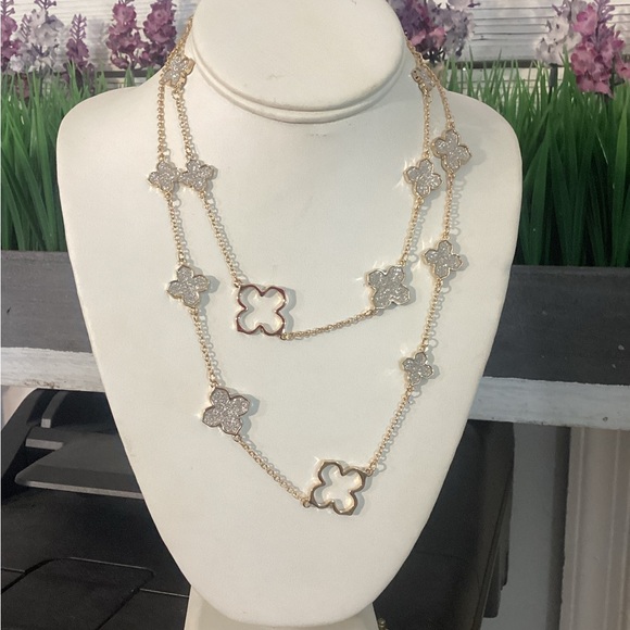 Kiki statement necklaces - Picture 6 of 7